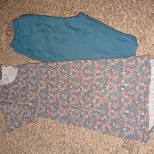 LuLaRoe Outfit- classic Tee and leggings